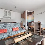 Tropical Piso Ana Con Palmera 아파트