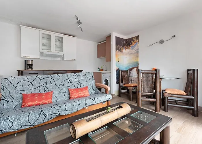 Tropical Piso Ana Con Palmera Apartment